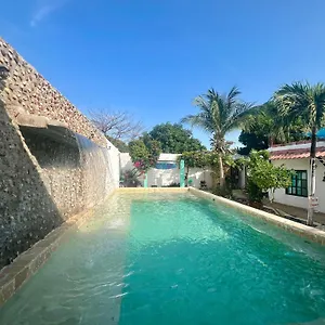 Casa Torices Real 12 Albergue